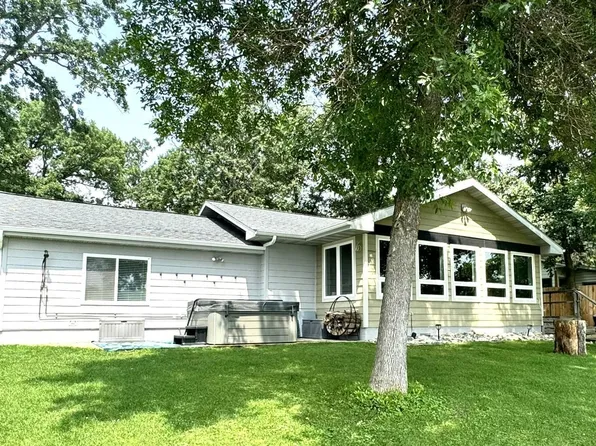 24275 Fairwood Ln, Nevis, MN 56467