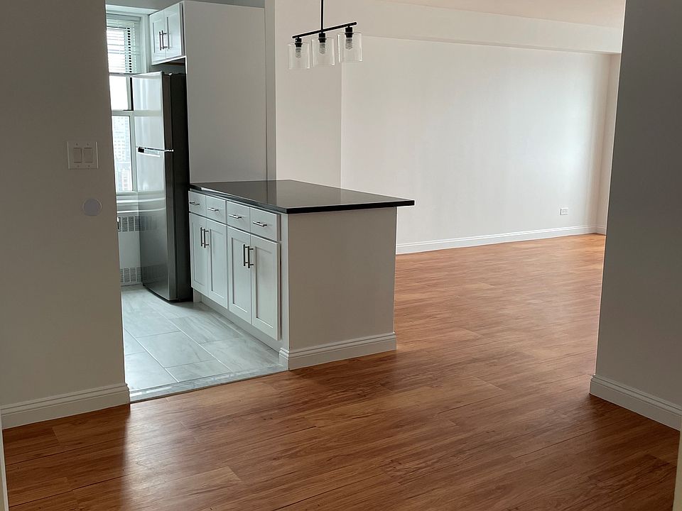 1st image of 747 10th Ave APT 26H