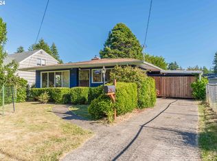 1155 Juniper Ave, Coos Bay, OR 97420