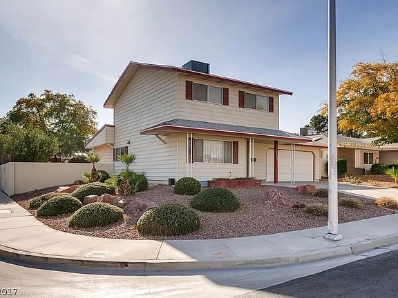 3rd image of 6913 Creekside Ln