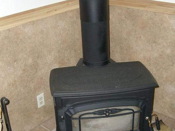Free-standing Woodstove