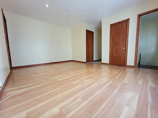 Rented by Keller Williams NYC | media 6