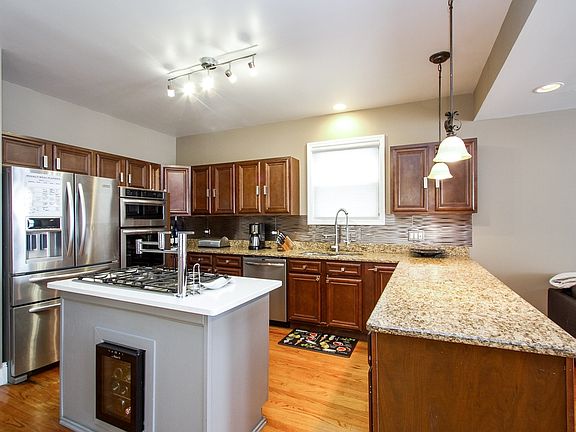 5th image of 4553 S Vincennes Ave