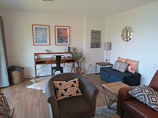 4724 Lakeview Dr — Photo 10