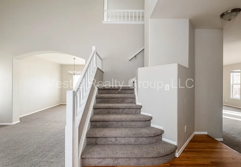 5193 S Liverpool Way — Photo 3