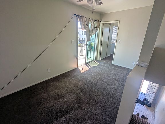 2nd floor den area