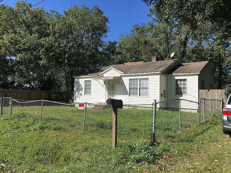 1st image of 3539 Deer St
