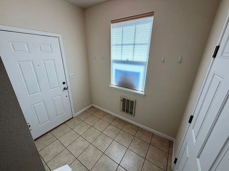 6603 W 3rd St #1620 — Photo 5
