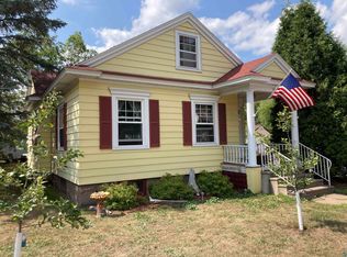 317 7th St, Cloquet, MN 55720