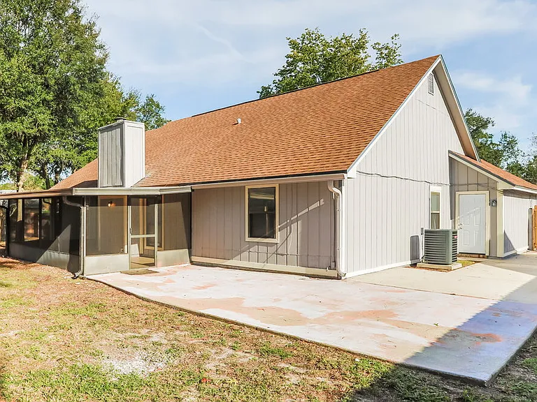8468 Hamden Rd — Photo 14