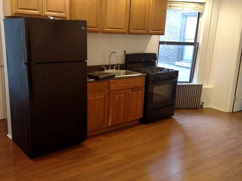 1st image of 327 Eastern Pkwy APT F