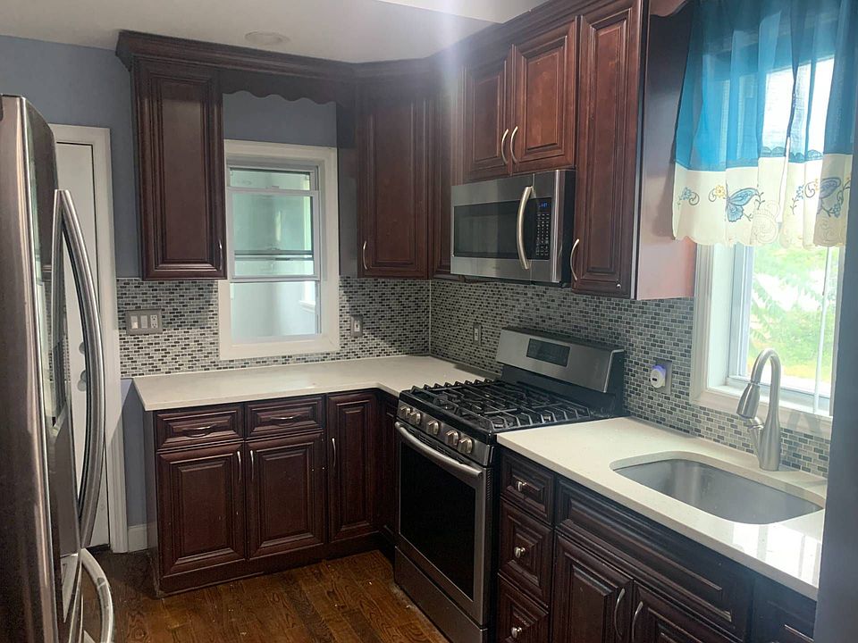 1st image of 13-63 McBride St #1