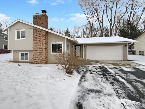 10214 Nottingham Trl, Eden Prairie, MN 55347
