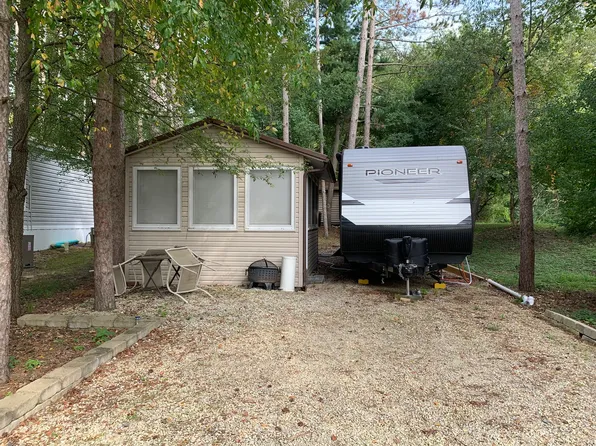 11/267 Woodhaven Dr E, Sublette, IL 61367