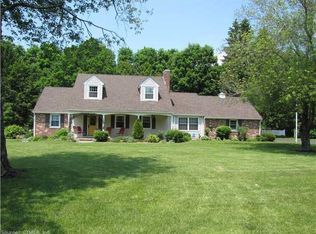 1215 Wolf Hill Rd, Cheshire, CT 06410