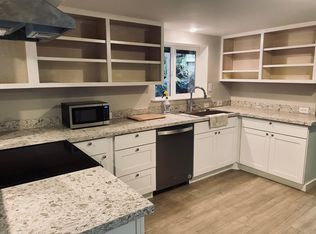 19715 73rd Ave W #B, Lynnwood, WA 98036