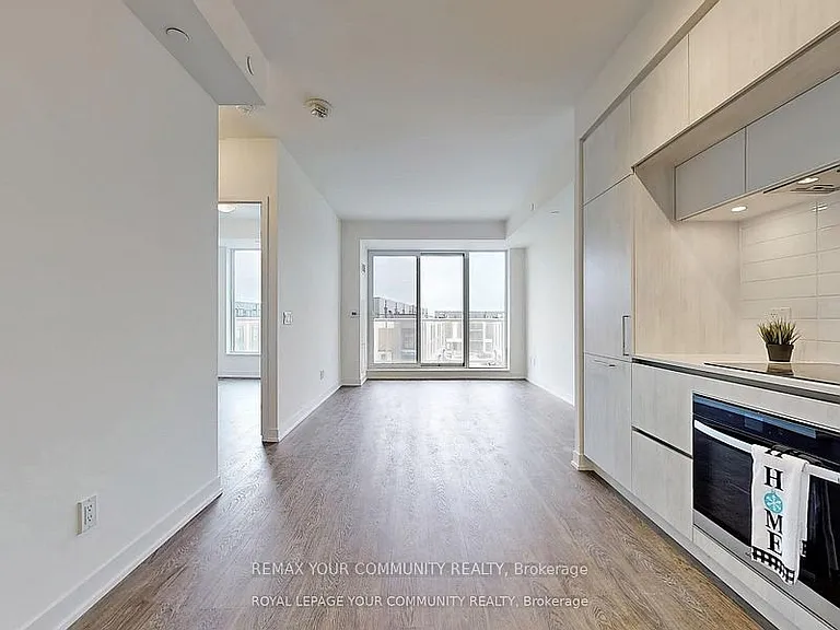 2 David Eyer Rd #421 — Photo 8