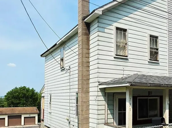 731 3rd St, Windber, PA 15963