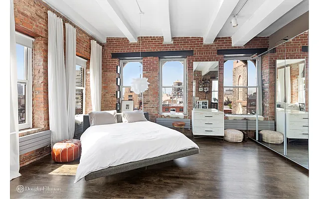 Rented by Douglas Elliman | media 19