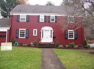 25 Underhill Rd, Hamden, CT 06517