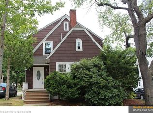 52 6th St, Bangor, ME 04401