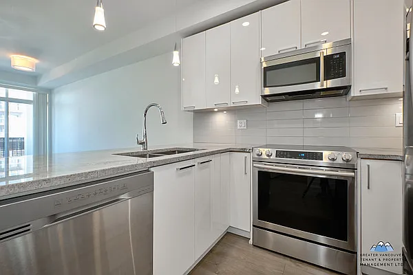 20686 Eastleigh Crescent, Langley — Photo 2