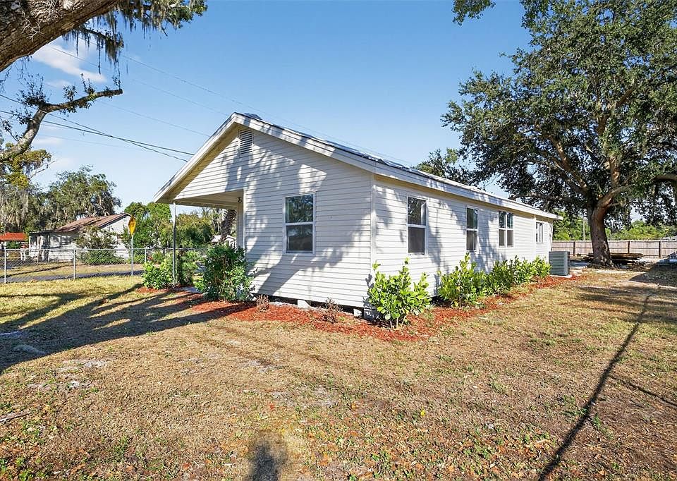 1st image of 806 Whitehurst Rd