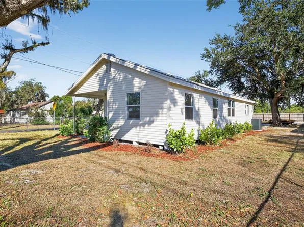 806 Whitehurst Rd, Plant City, FL 33563