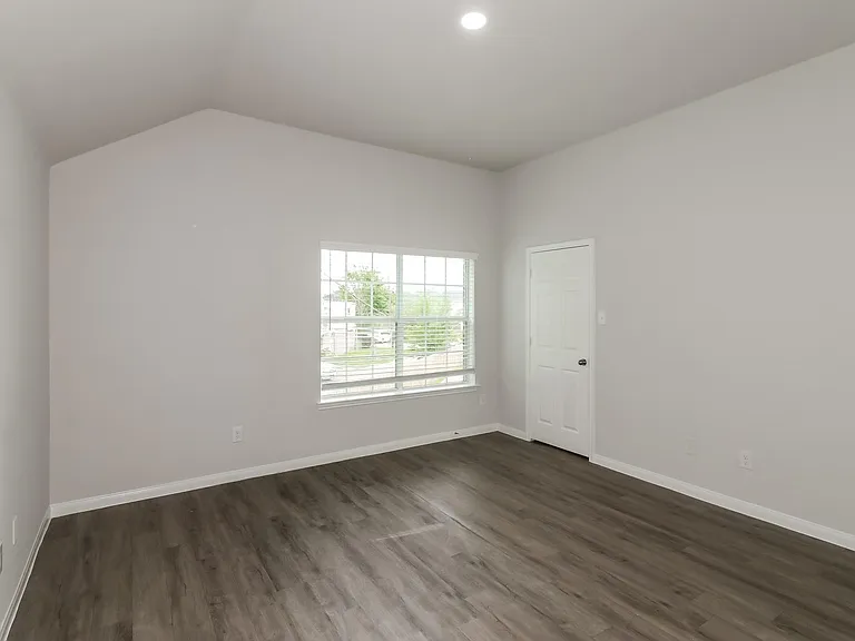 5802 Santa Bernadetta — Photo 14