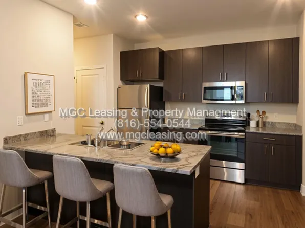 5711 NE 80th Ter Unit 3E, Kansas City, MO 64119