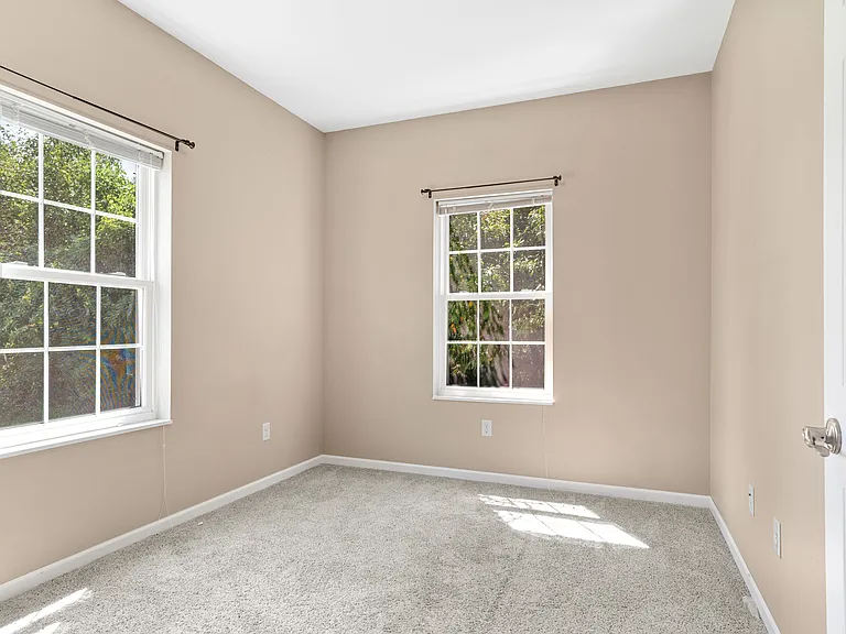Stonegate Village Apartments — Photo 13