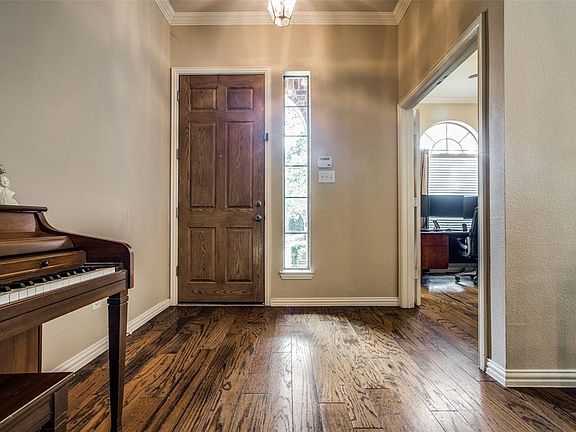 3rd image of 1805 Camberton Dr