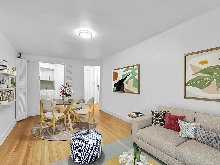 228 E 75th St #B — Photo 4