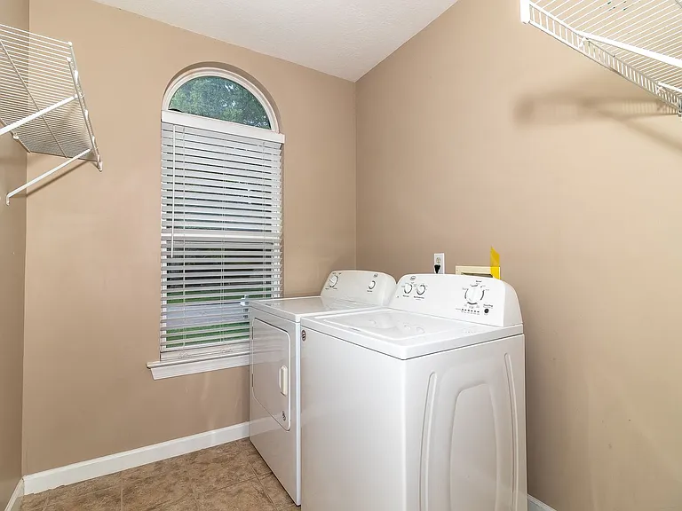 438 Bristol Rd — Photo 24