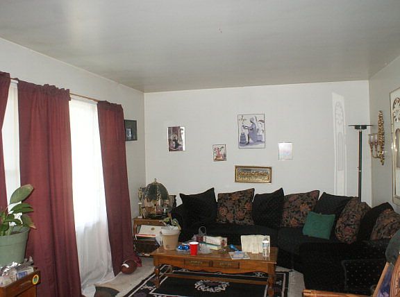 5th image of 165 John Spencer Rd
