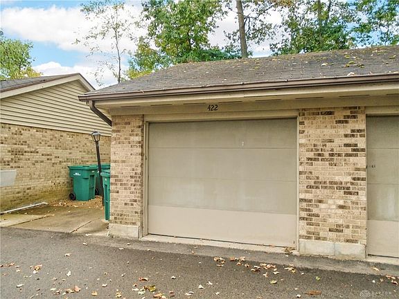 3rd image of 422 Jamestown Cir