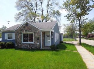 504 E 12 Mile Rd, Madison Heights, MI 48071