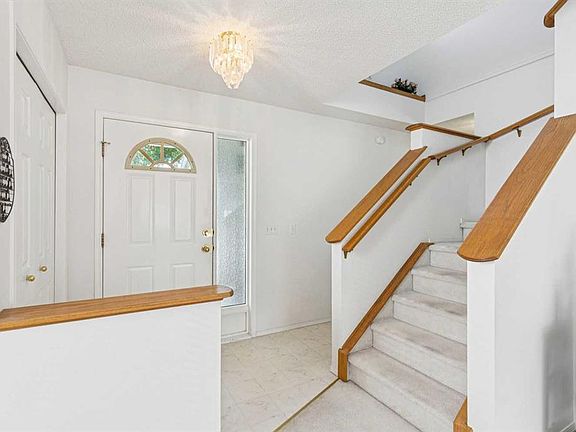 3rd image of 10521 NE Hidden Valley Dr NW
