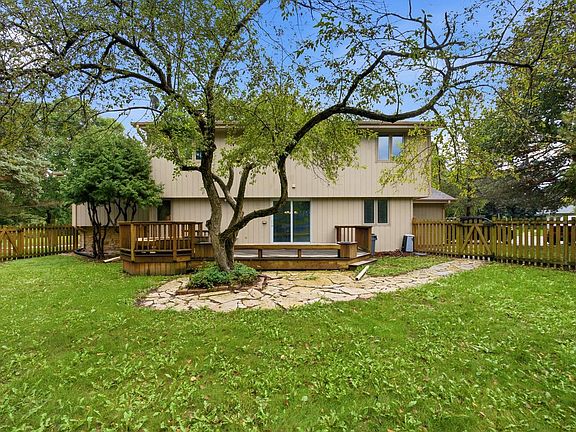 4th image of 8894 Greenmeadow LANE