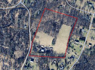 1633 White Bear Rd, Birdsboro, PA 19508