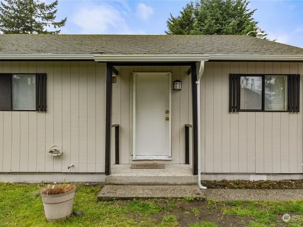 9216 9218 33rd Avenue Ct S, Lakewood, WA 98499