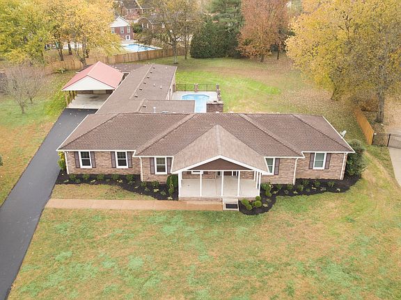 2nd image of 2723 Tower Dr