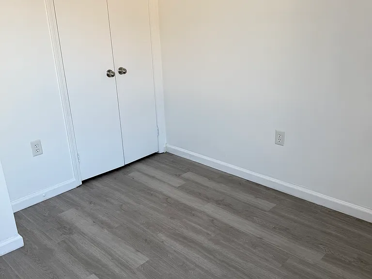 104 Oak Park Ter #1 — Photo 9