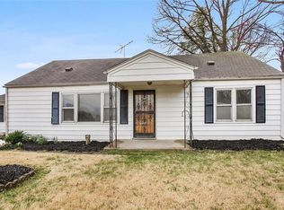 407 Maple St, Leavenworth, KS 66048