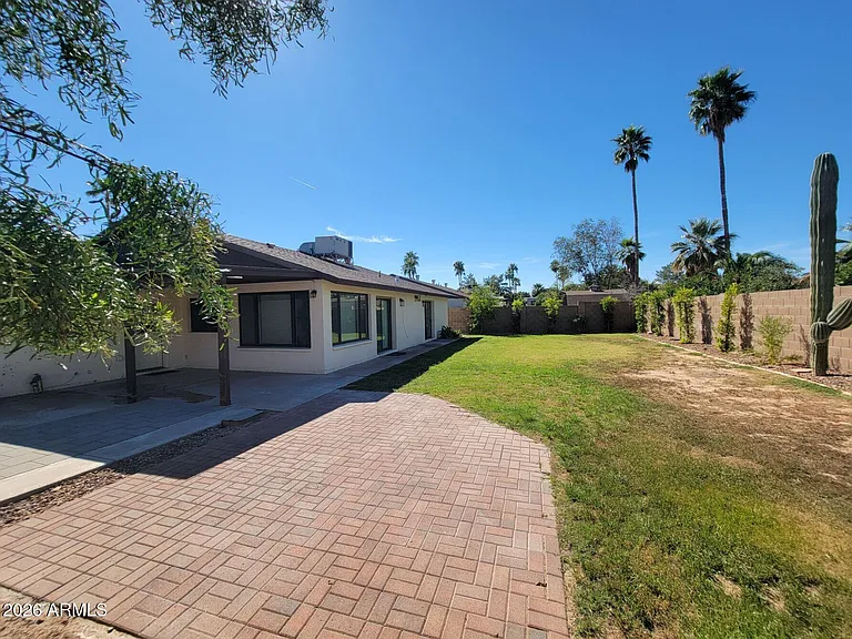 4428 E Joan De Arc Ave — Photo 16