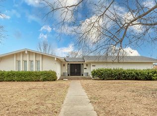 1948 E Meadow Dr, Springfield, MO 65804