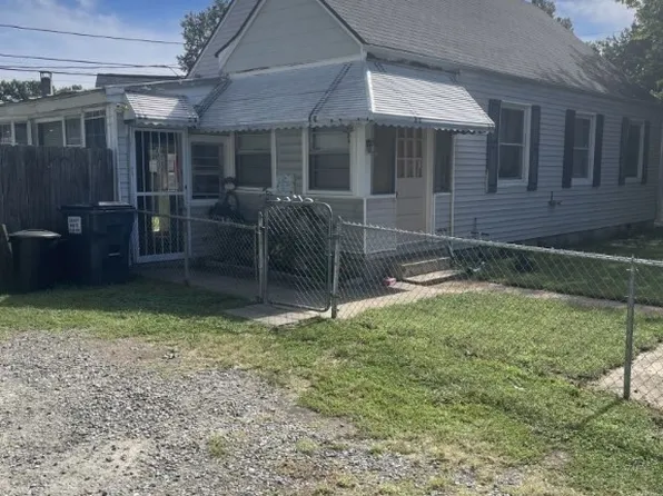 6741 Strathmore Rd, North Chesterfield, VA 23237
