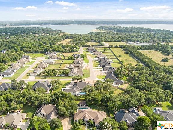 2nd image of 469 Eagle Landing Dr