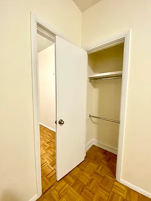 Rented by City & Suburban | media 4