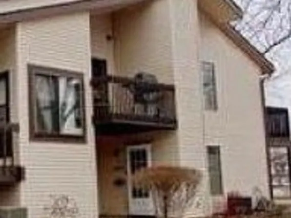 7544 Bristol Ln #65-6, Hanover Park, IL 60133